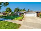 Much sought after Thousand Oaks Community!