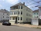 Flat For Rent In New Bedford, Massachusetts