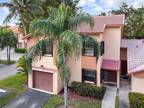 Townhouse - Pembroke Pines, FL 11243 Sw 9th Ct