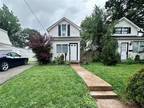 Home For Sale In Maplewood, Missouri