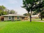 Single Family Residence, Ranch - Dallas, TX 11304 Rupley Ln