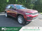 2024 Jeep grand cherokee Red, 16 miles