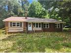 Foreclosure Property: N Nc 11 And 903 Hwy