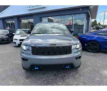 2019 Jeep Grand Cherokee for sale is a Grey 2019 Jeep grand cherokee Car for Sale in Vineland NJ
