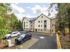 2 bedroom apartment for sale in Kings Road, Ilkley, West Yorkshire, LS29