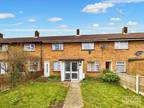 3 bedroom terraced house for rent in Roe Hill Close, Hatfield, AL10