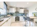 3 bedroom terraced house for sale in Roman Way, Markyate, St.