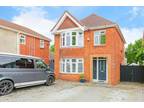 Middle Road, Southampton SO19 3 bed detached house for sale -