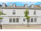 2 bedroom penthouse for sale in Victoria Street, St. Albans, Hertfordshire, AL1