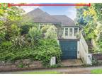 14 Varndean Road, Brighton, East. 2 bed bungalow for sale -