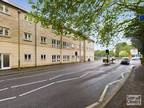 2 bedroom flat for sale in Frome Road, Radstock, BA3
