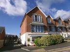 6 Langland Court, Langland Court. 4 bed townhouse for sale -