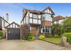 4 bedroom detached house for sale in Woodland Avenue, Hove, BN3