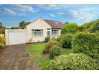 2 bedroom semi-detached bungalow for sale in 15 Woodland Way, Shirley, CR0