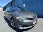 2012 Toyota Camry SE V-6 Gray, 1 Owner Clean Carfax Excellent Records!!