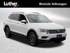 2021 Volkswagen Tiguan White, 42K miles