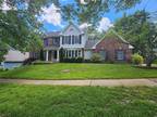 Residential, Colonial - Chesterfield, MO 224 W Manor Dr