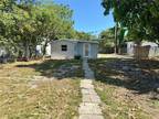 Single Family Residence - Miami, FL 1228 Ne 110th Ter #1228