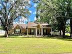 2309 Mangrove Road, Moss Point, MS 39562 643194745