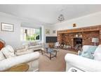4 bedroom detached house for sale in Halls Drive, Faygate, RH12