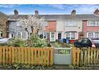 Hall Road, Hull 2 bed terraced house for sale -