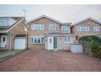 Leybourne Drive, Springfield, Chelmsford 4 bed detached house for sale -