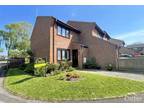 2 bedroom end of terrace house for sale in Fryer Close, Bournemouth, Dorset