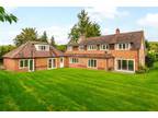 Equestrian facility for sale in Rignall Road, Great Missenden, Buckinghamshire