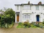 1 bed flat for sale in Colindeep Lane, NW9, London