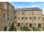 Bobbin Row, Leeds, West Yorkshire, LS12 3 bed house to rent - £1,350 pcm (£312
