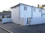 r/o 11 Clarence street, penzance TR18 1 bed end of terrace house to rent -