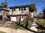 Raised Ranch, Single Family Residence - Douglaston, NY 4707 Overbrook St