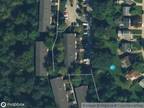Foreclosure Property: Greenvalley Dr Apt 6