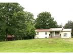 Home For Sale In Niota, Tennessee