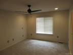 Condo For Rent In Dearborn Heights, Michigan