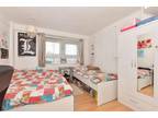 2 bed flat for sale in Priory Court, E17, London