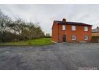 Stringers Lane, Rossett, Wrexham LL12, 5 bedroom detached house for sale -