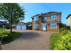 5 bedroom detached house for sale in Substantial 1950's family home in Yatton