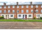 4 bedroom terraced house for sale in Lake Avenue, Bury St. Edmunds, IP32