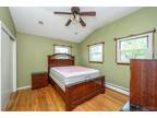Home For Rent In Colonia, New Jersey