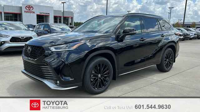 2024 Toyota Highlander BASE