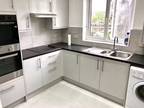 Northwick Avenue, Kenton, HA3 3 bed flat to rent - £2,100 pcm (£485 pw)