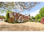 5 bed house for sale in Level Mare Lane, PO20, Chichester