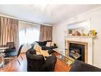 1 bed flat for sale in The Highway, E1W, London