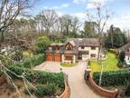 Pine Way, Chilworth, Southampton 5 bed detached house for sale - £