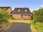 Valley View Crescent, Costessey, Norwich 4 bed chalet -