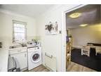 2 bed flat for sale in College Close, RM17, Grays