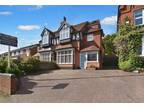 Court Oak Road, Birmingham B17 5 bed semi-detached house for sale -