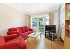 Tooting Bec Road, London, SW17 3 bed apartment to rent - £3,100 pcm (£715 pw)