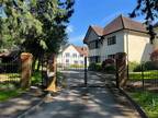 3 bedroom apartment for sale in Stretton Close, Penn, High Wycombe